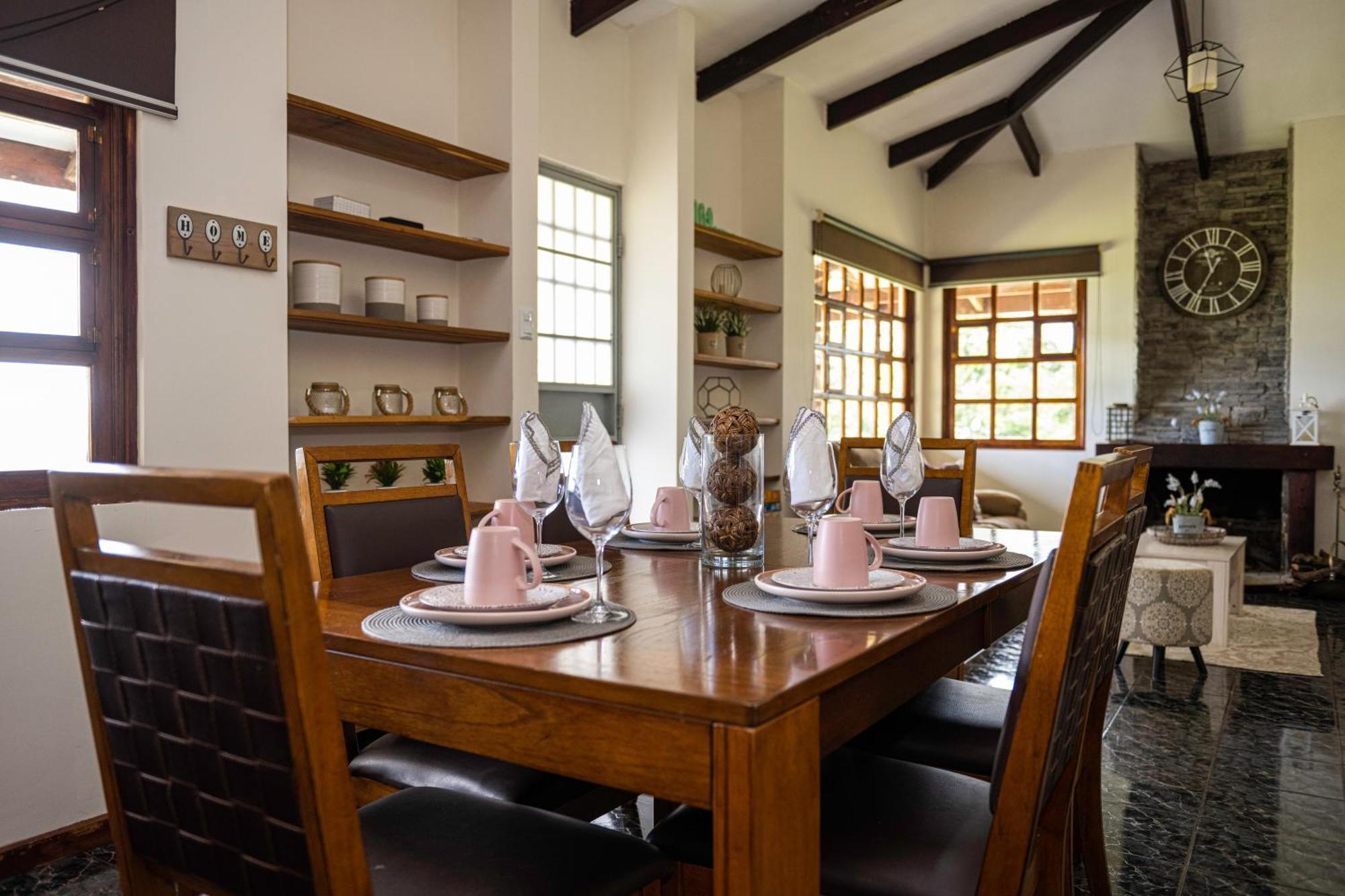 Country House, Cozy Fireplace And An Amazing View Cartago Dış mekan fotoğraf